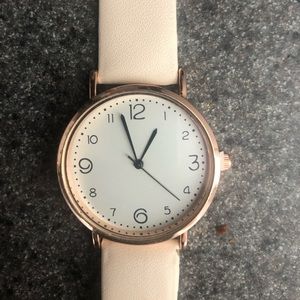 Women’s light beige watch. Adjustable band NEW